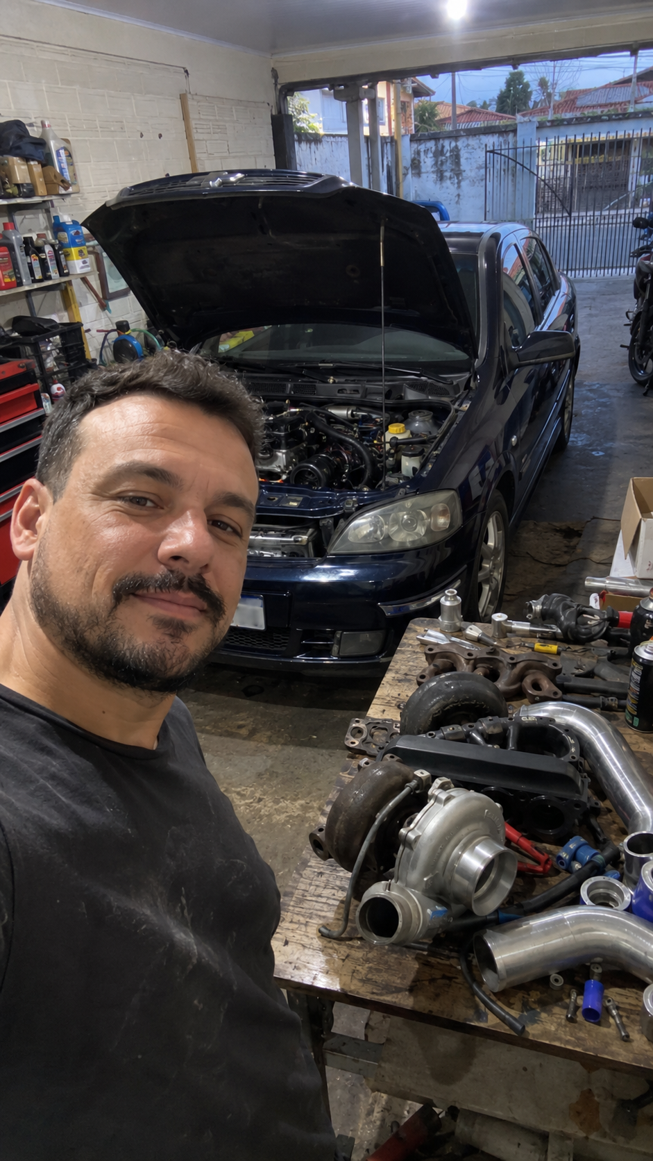 Projeto turbo em andamento na garagem